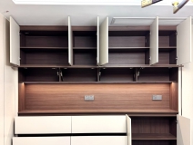 柜門全開猛吹風?小心家具變形、墻面開裂!